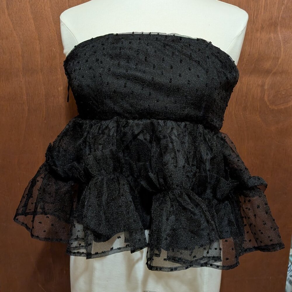 Strapless organza black top